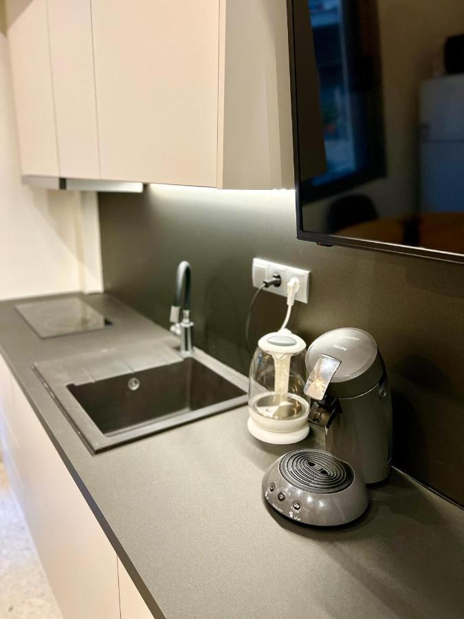 Smart Lux Apartment B 아테네 외부 사진