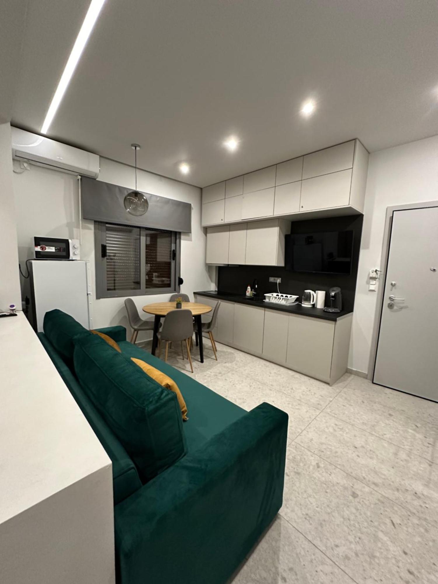 Smart Lux Apartment B 아테네 외부 사진
